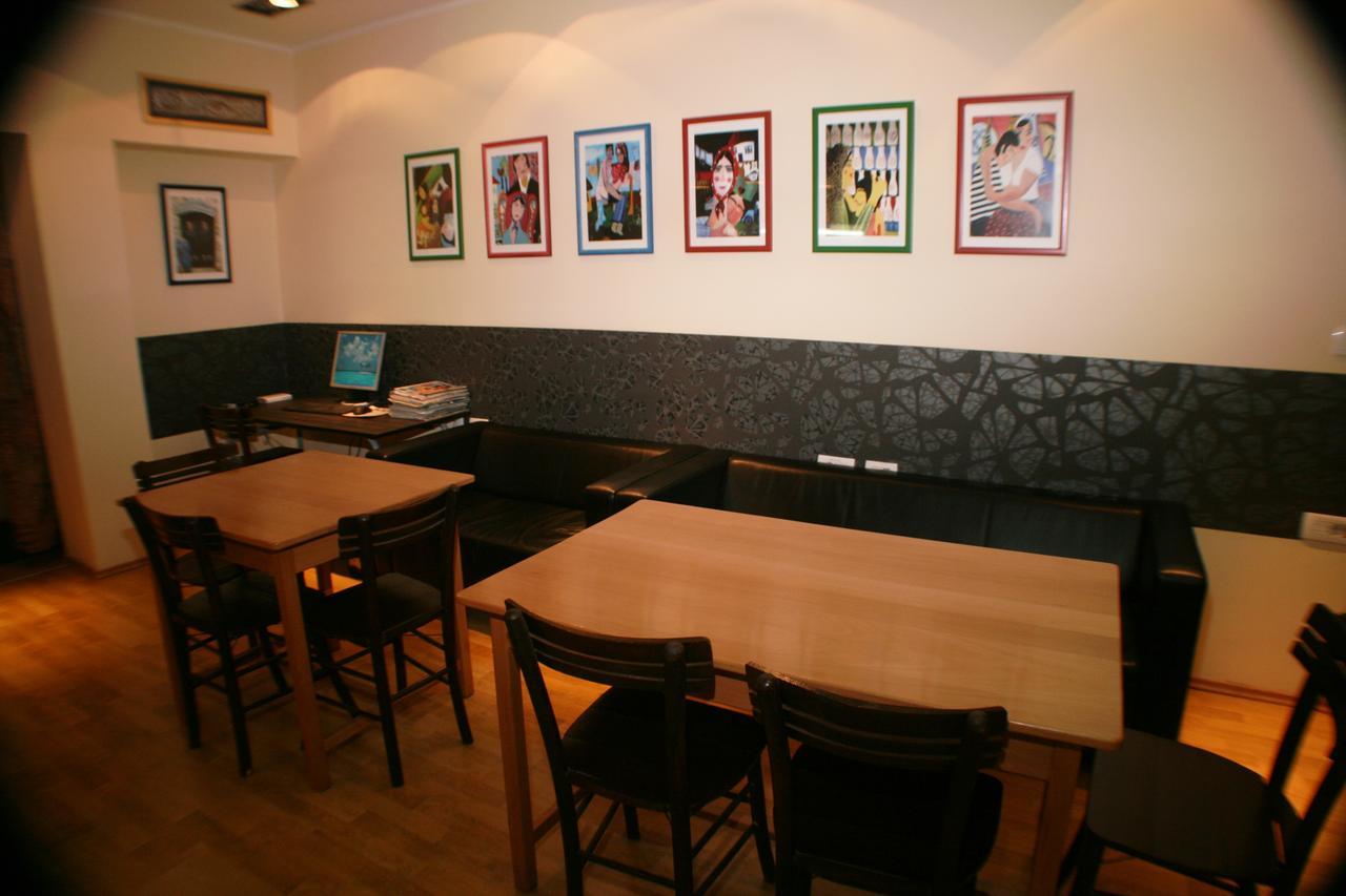 בלגרד Hostel Jasmin מראה חיצוני תמונה